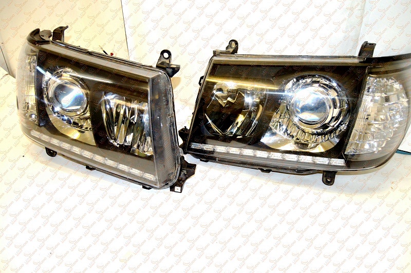 Светодиодные фары Toyota Land Cruiser 100 06